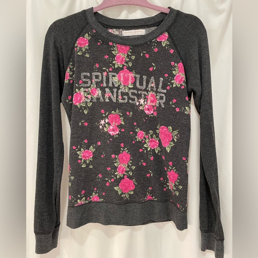 Spiritual Gangster super soft and cozy long sleeve gray tee. Size medium.